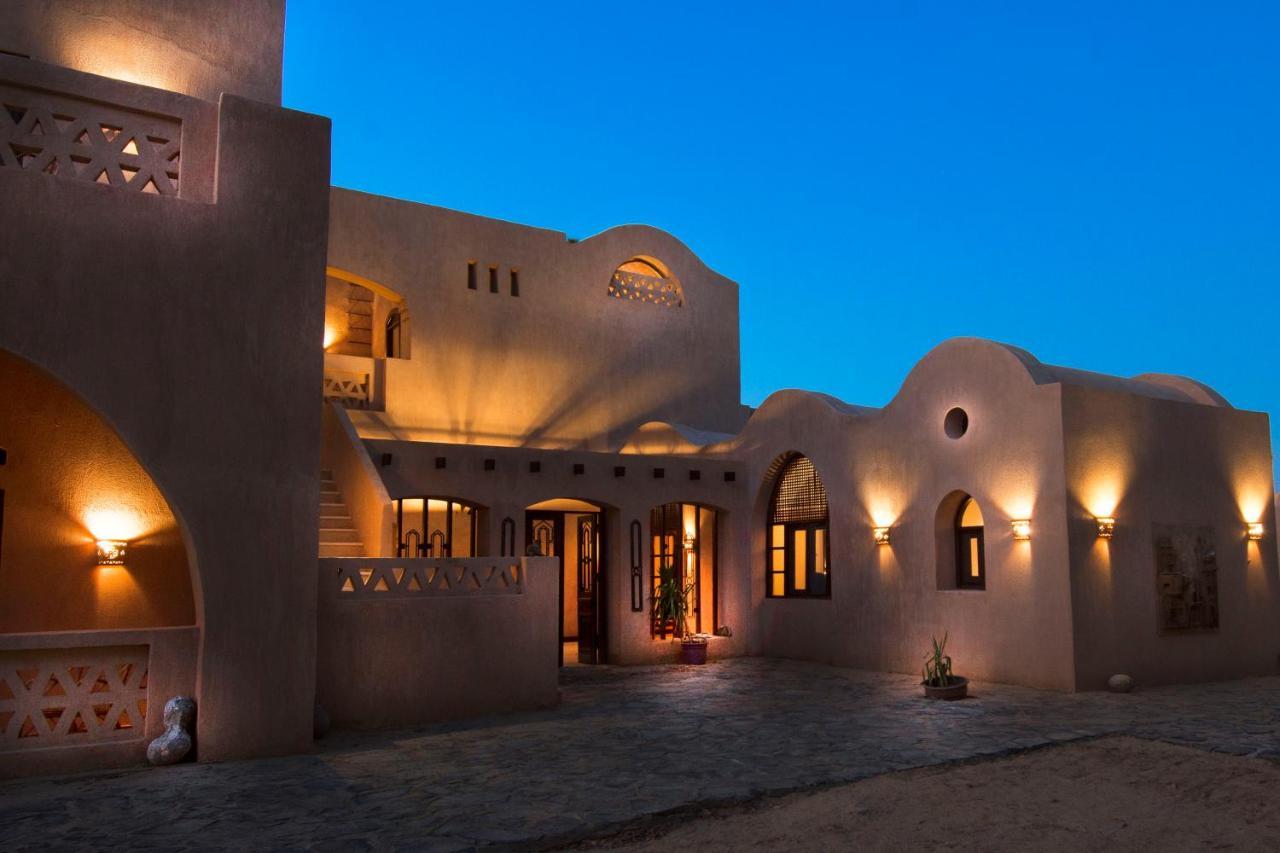 Tzila Bahariya Villa Bahariya Oasis Eksteriør billede