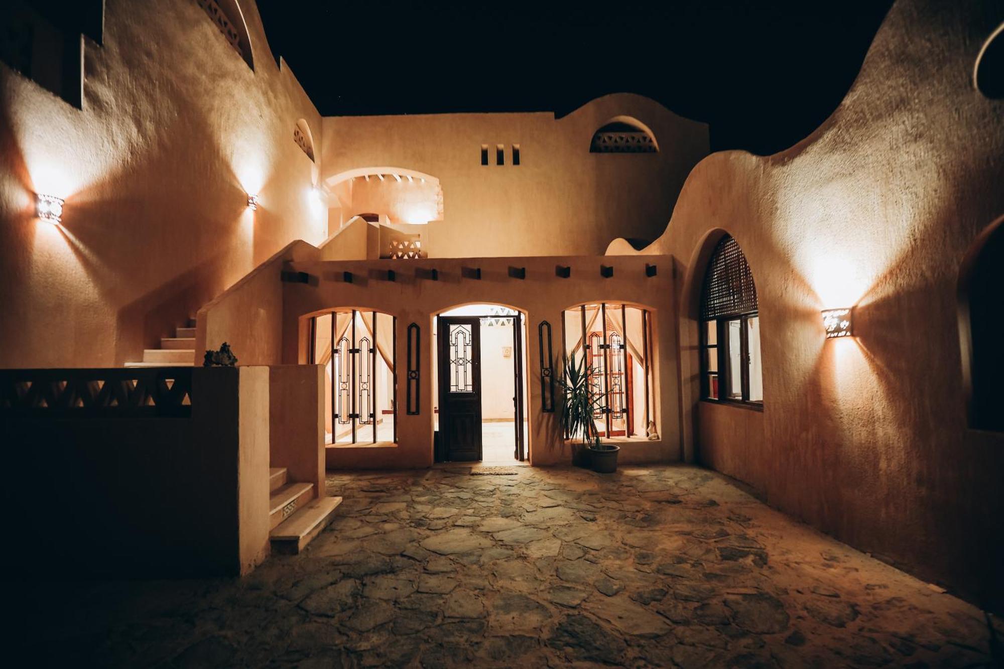 Tzila Bahariya Villa Bahariya Oasis Eksteriør billede