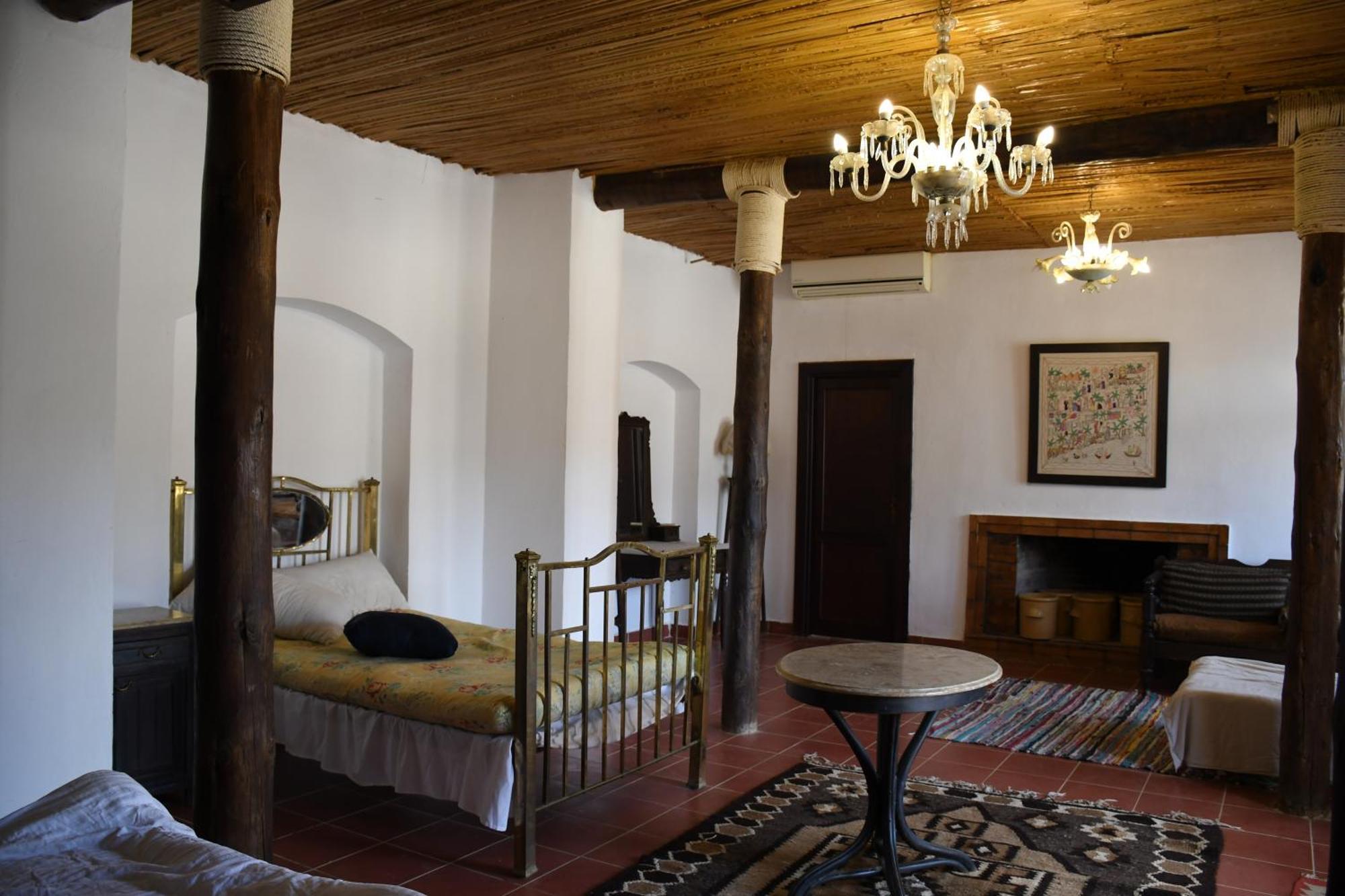 Tzila Bahariya Villa Bahariya Oasis Eksteriør billede